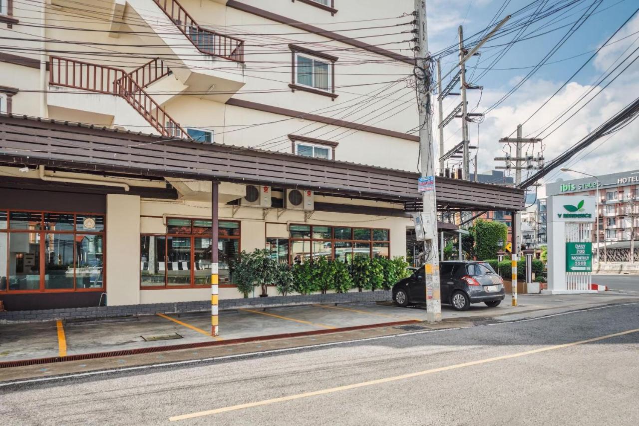 V Residence Hotel Chiang Mai Exterior photo