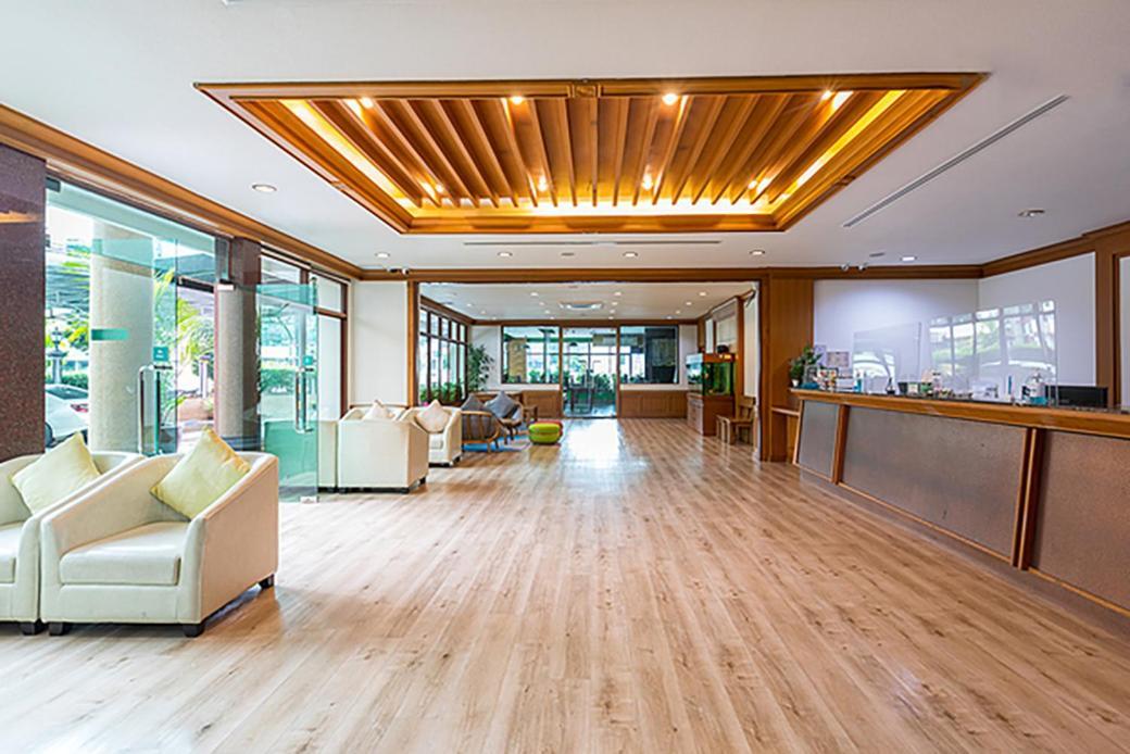 V Residence Hotel Chiang Mai Exterior photo