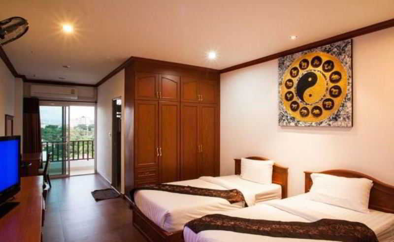 V Residence Hotel Chiang Mai Exterior photo