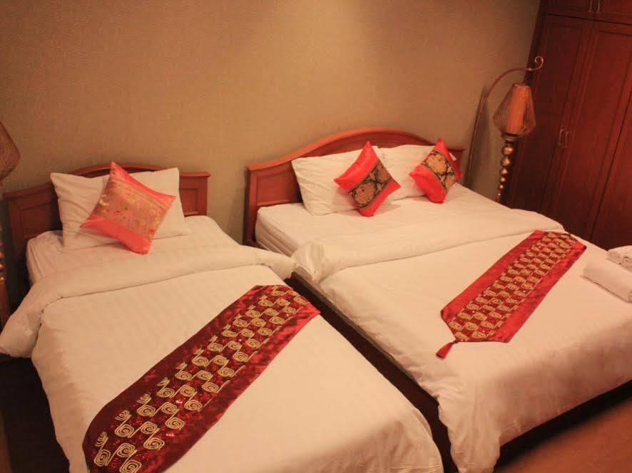 V Residence Hotel Chiang Mai Exterior photo